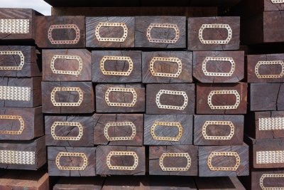 Bahnschwellen kaufen BAKAHolz GmbH Bottrop