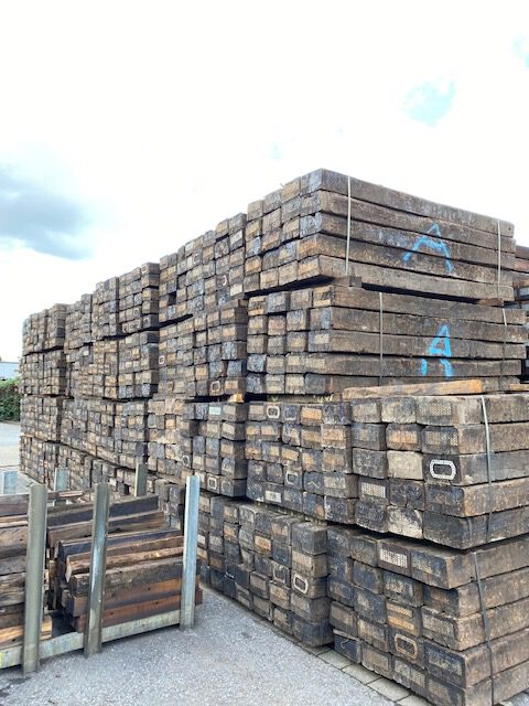 Bahnschwellen kaufen BAKAHolz GmbH Bottrop