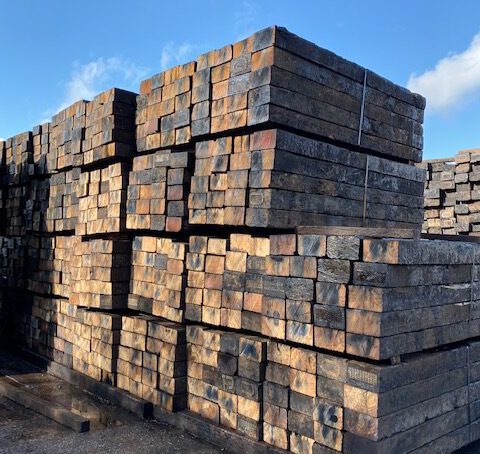 Bahnschwellen kaufen BAKAHolz GmbH Bottrop